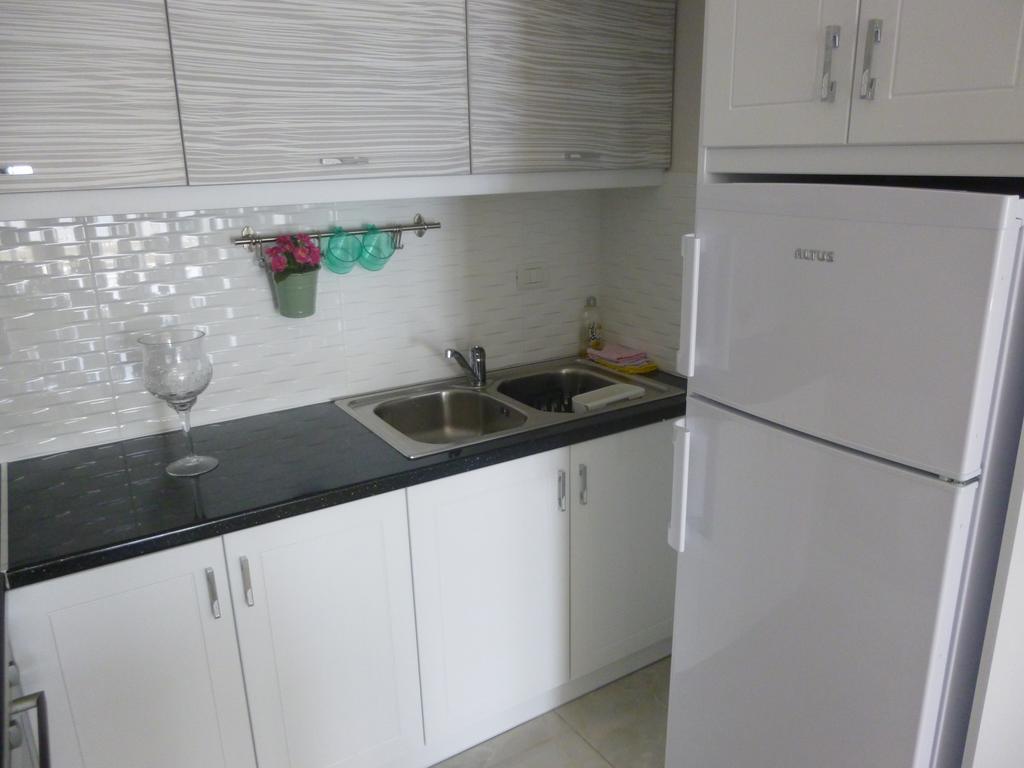 Amarilis Luxury Apartment Sarandë Pokoj fotografie