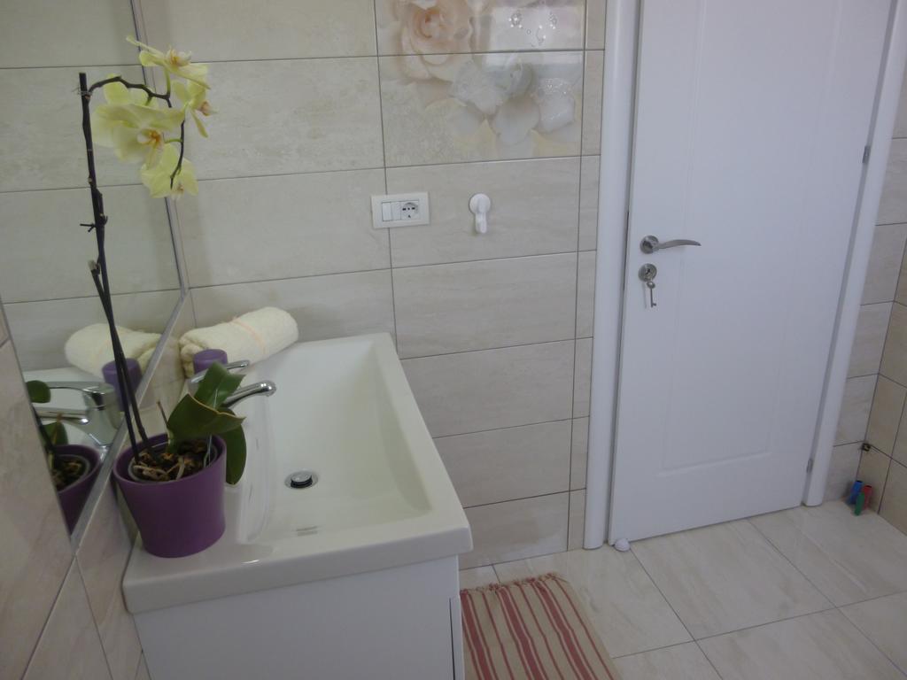 Amarilis Luxury Apartment Sarandë Pokoj fotografie